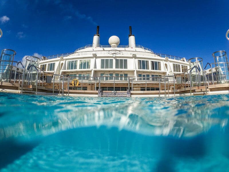 Queen Mary 2